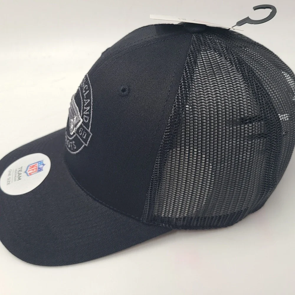 New England Patriots Hat Adjustable Trucker Mesh NFL Team Apparel Black Logo Men